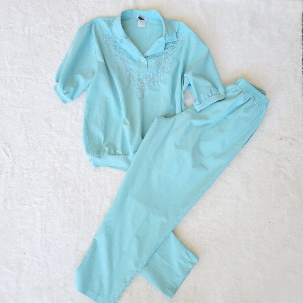 Vintage Mint Blue Two-Piece Pantsuit
